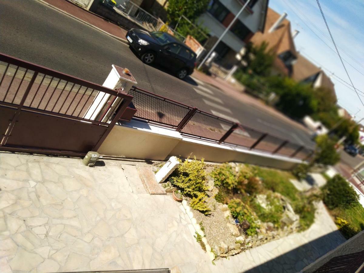 Paradis Tremblay-en-France Buitenkant foto
